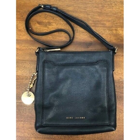 Marc Jacobs Women's Tourst NS Leather Crossbody Bag Black M0013949 001 - Picture 1 of 3